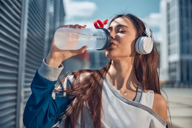 The Best Times of the Day to Drink Water